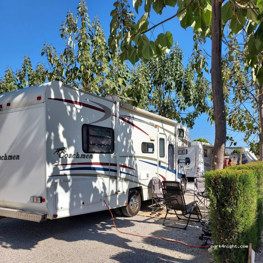 Camper Park Alfafara
