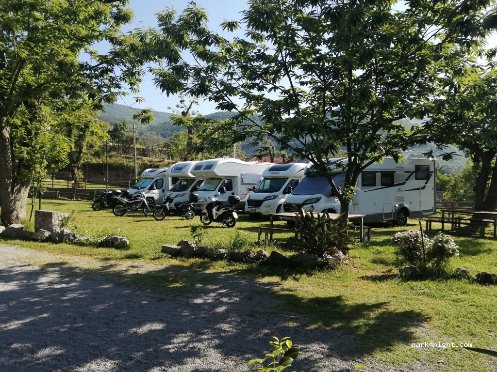 Parcheggio Fuorni auto/moto/camper