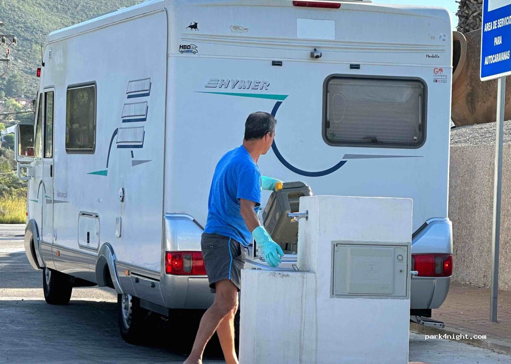 Área de servicio para auto caravanas