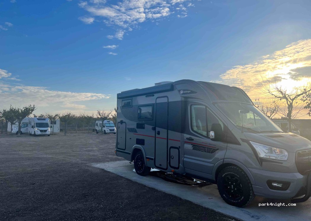 Área autocaravanas Cervera