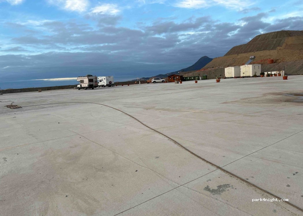 Area Sosta Camper Cala Domestica