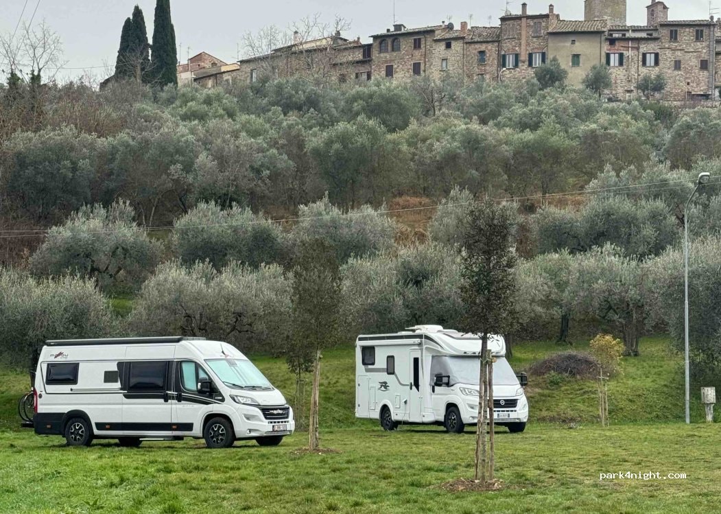 Area Sosta Camper Lucignano