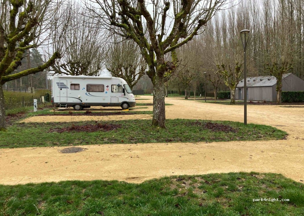 Camping Car Park – Aire de Chenonceaux