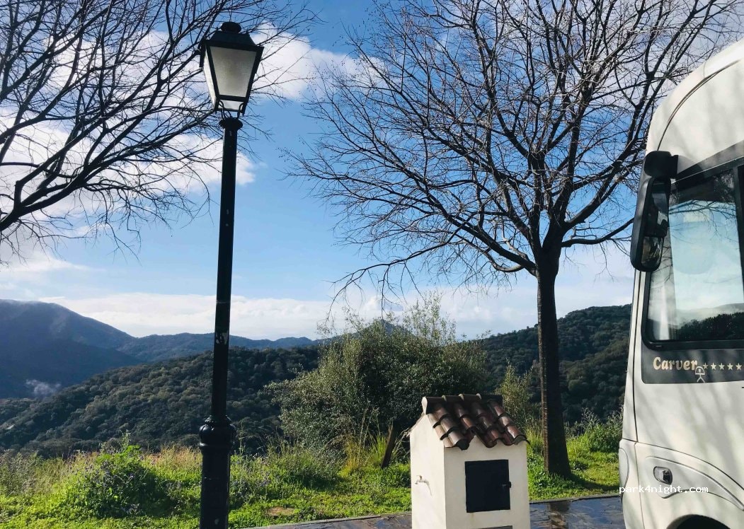 Área autocaravanas Benarrabá