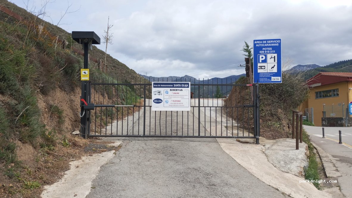 Area de autocaravanas Potes: CAMPERPARK