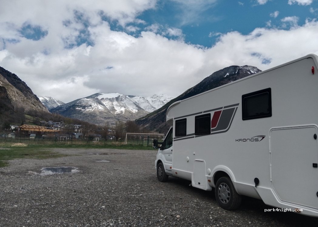 Área autocaravanas Barruera