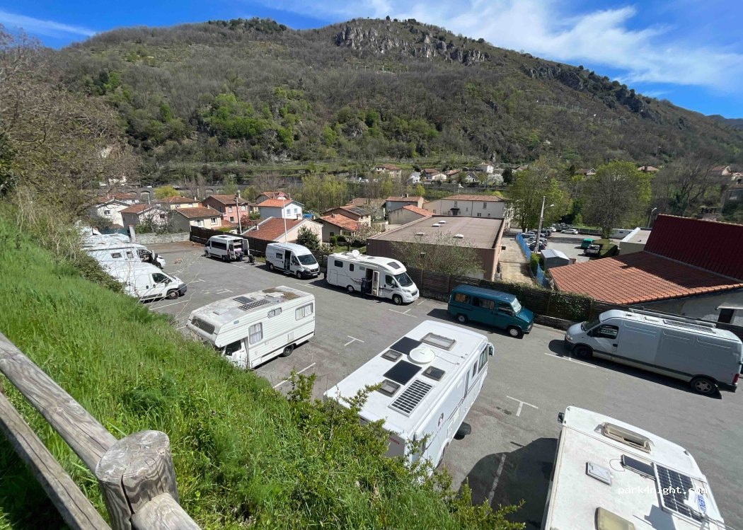 Aparcamiento para autocaravanas Foix