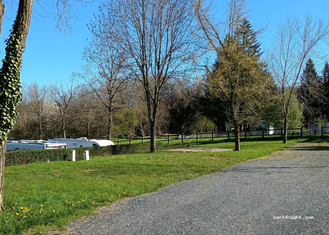 Aire de camping car - Villefranche de Panat