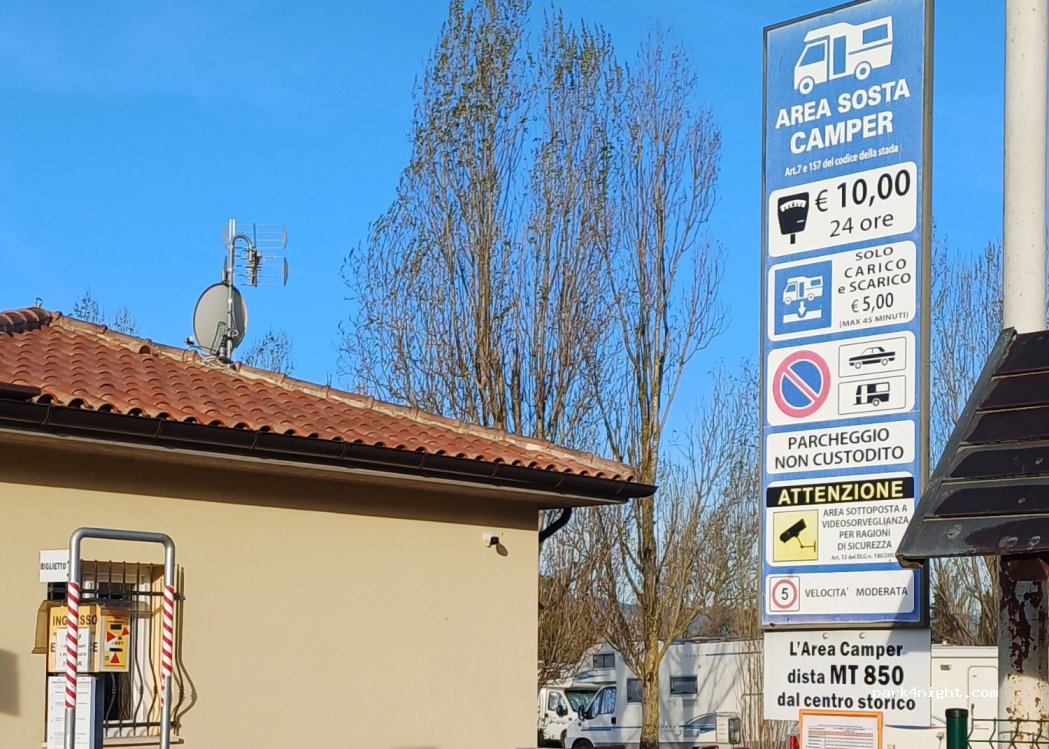 Area Sosta Camper Suprema | Gubbio