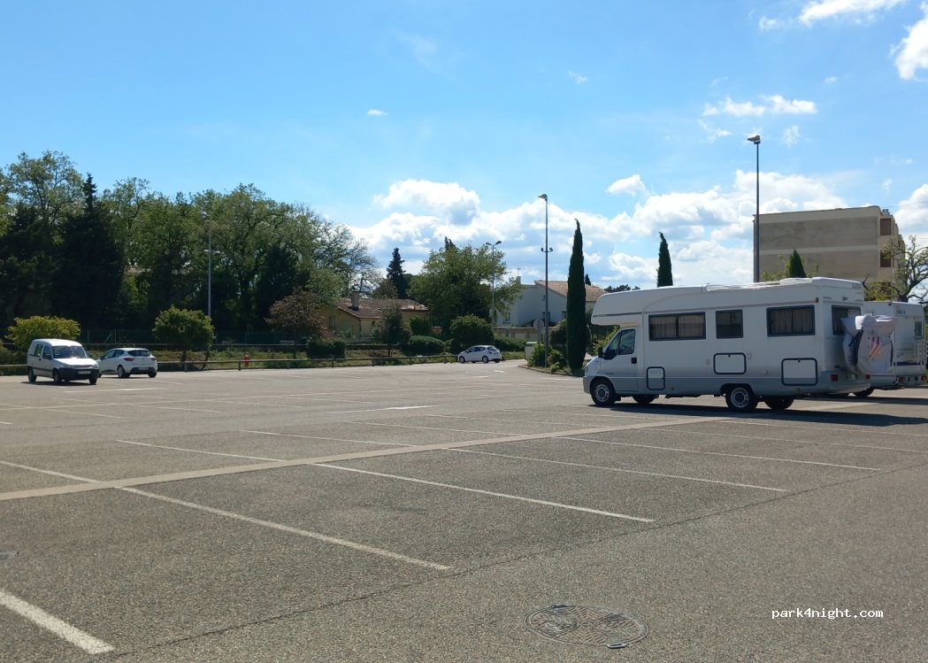 Aire de service camping-car 26130 Saint-Paul-Trois-Châteaux