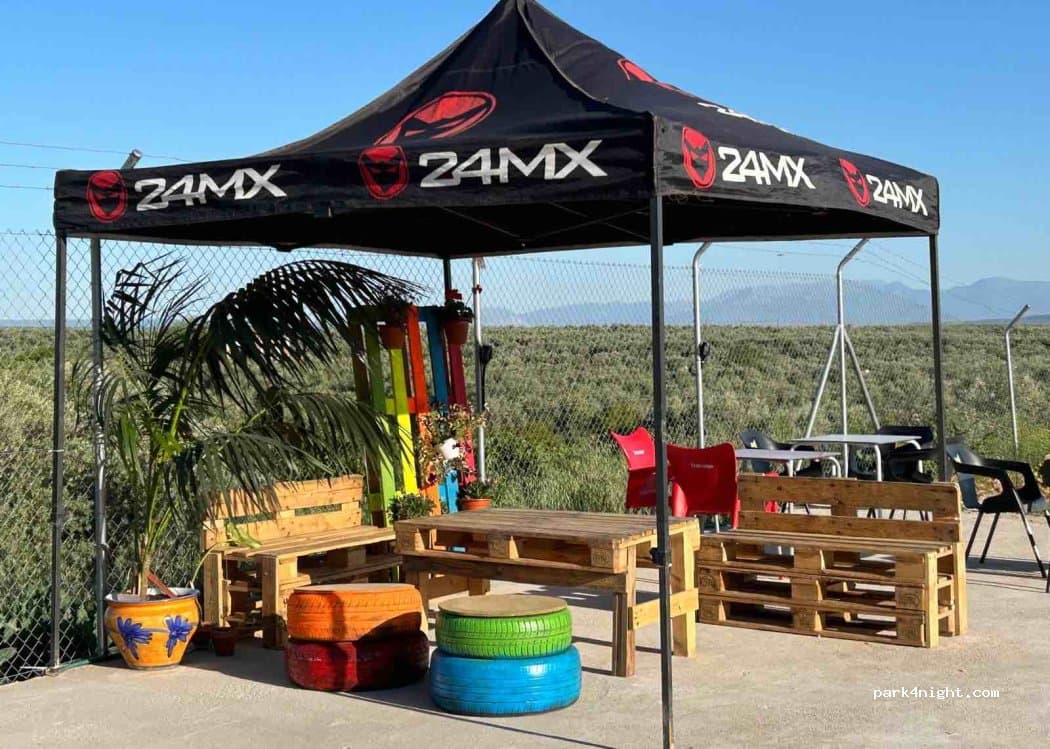 Área autocaravanas Baños de la Encina