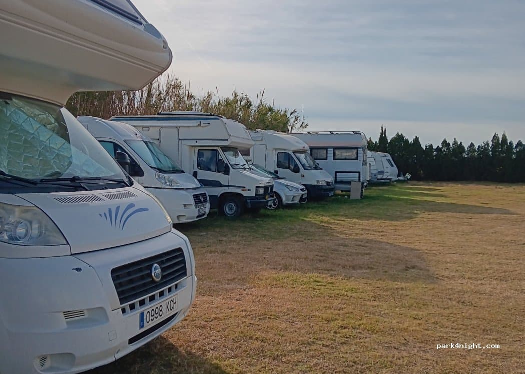 Parking Asoc. Autocaravanas Pinedo