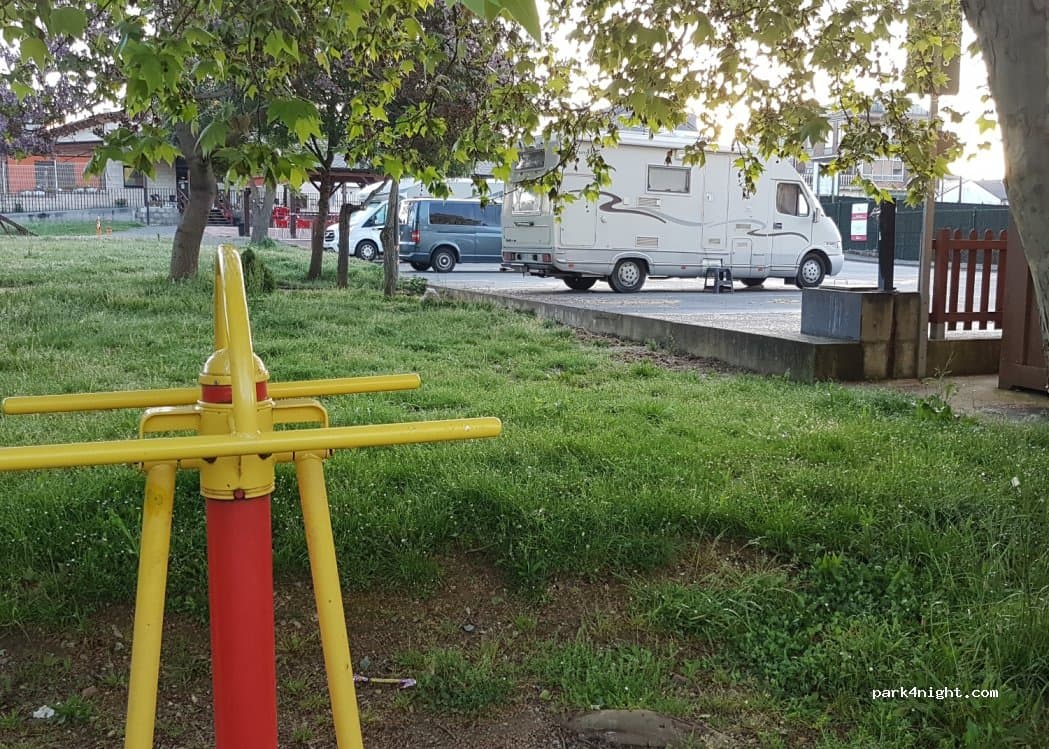 Área autocaravanas Toral de los Vados