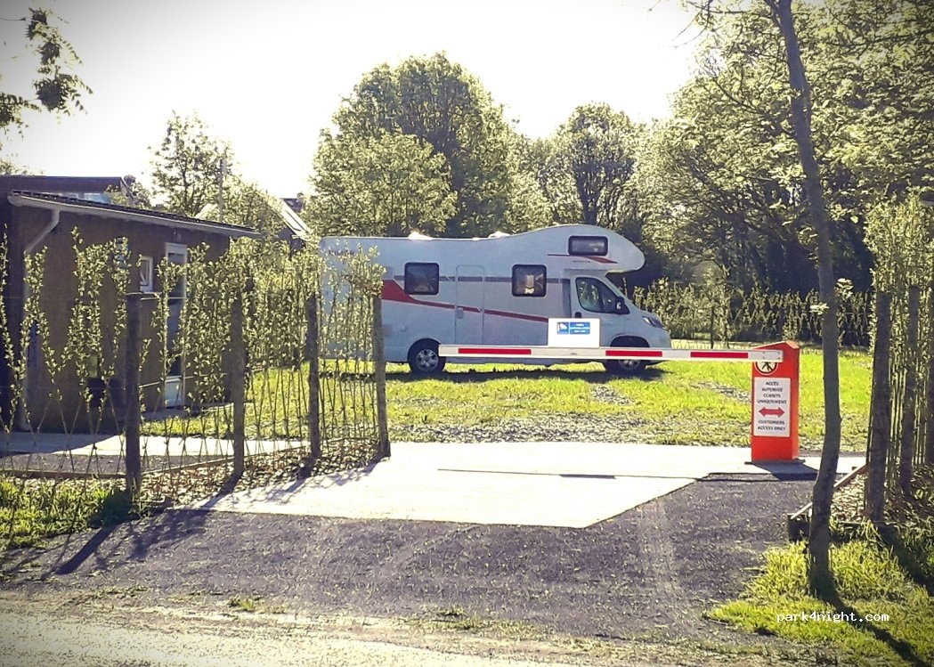 Aire de Camping Car Beauvoir - Mont Saint-Michel