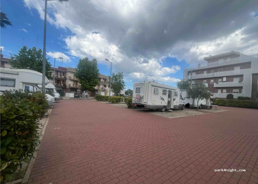 Area Di Sosta Camper 70037 Ruvo di Puglia BA