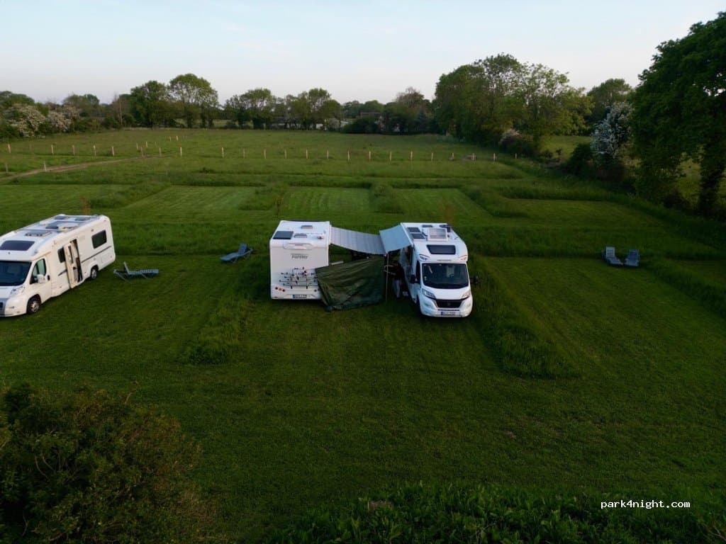 Le Spot de Saint Laurent - Gîte / Aire Accueil Camping-car