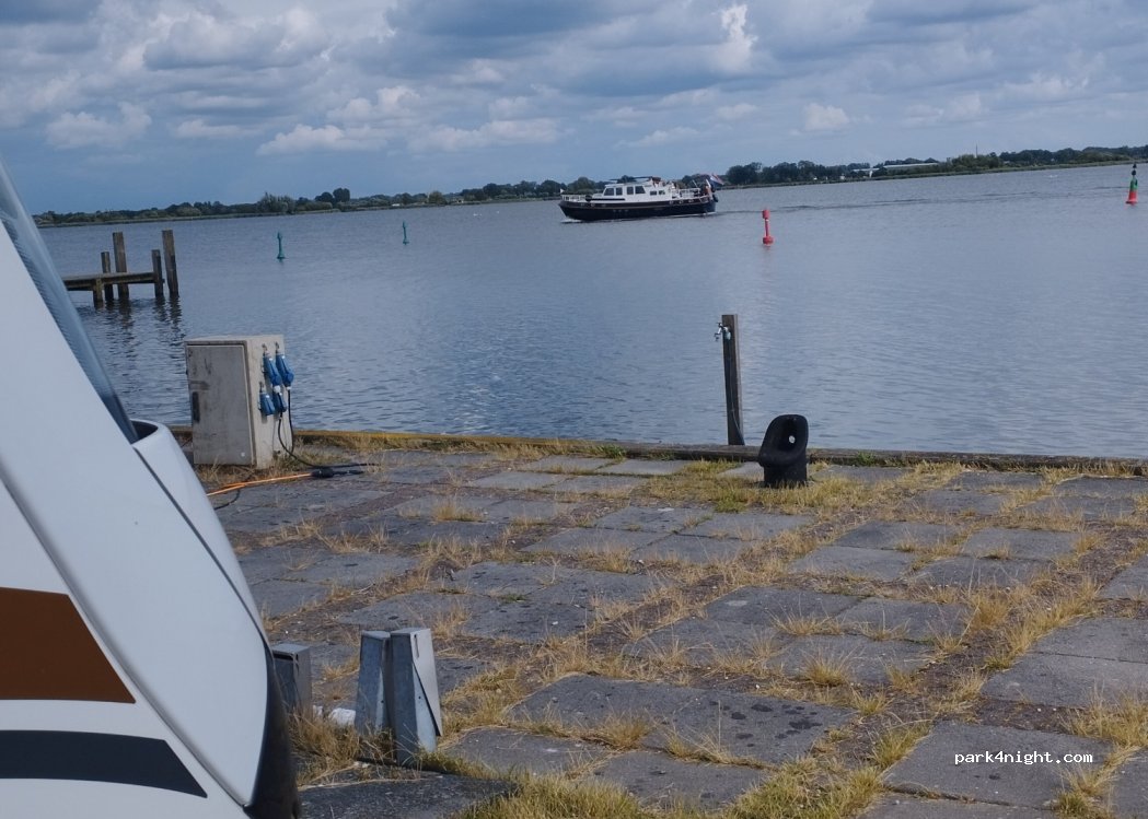 Camperplaats Veluwemeer Bremerbergdijk 33 Biddinghuizen