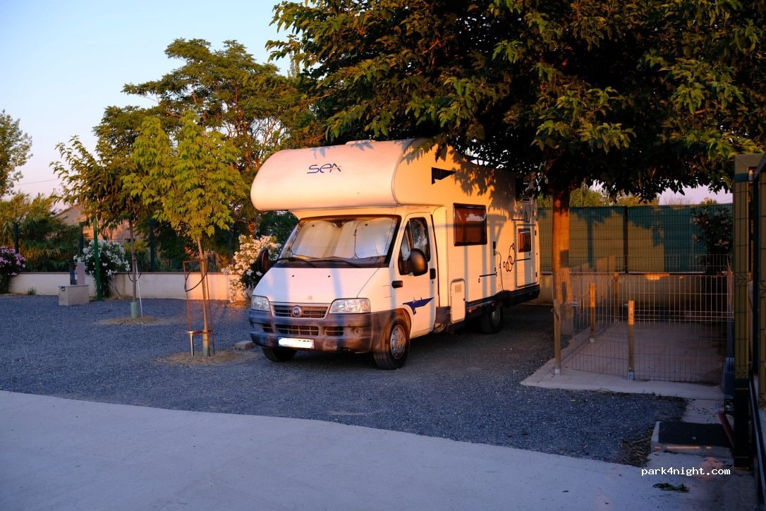 Área autocaravanas Logrosán