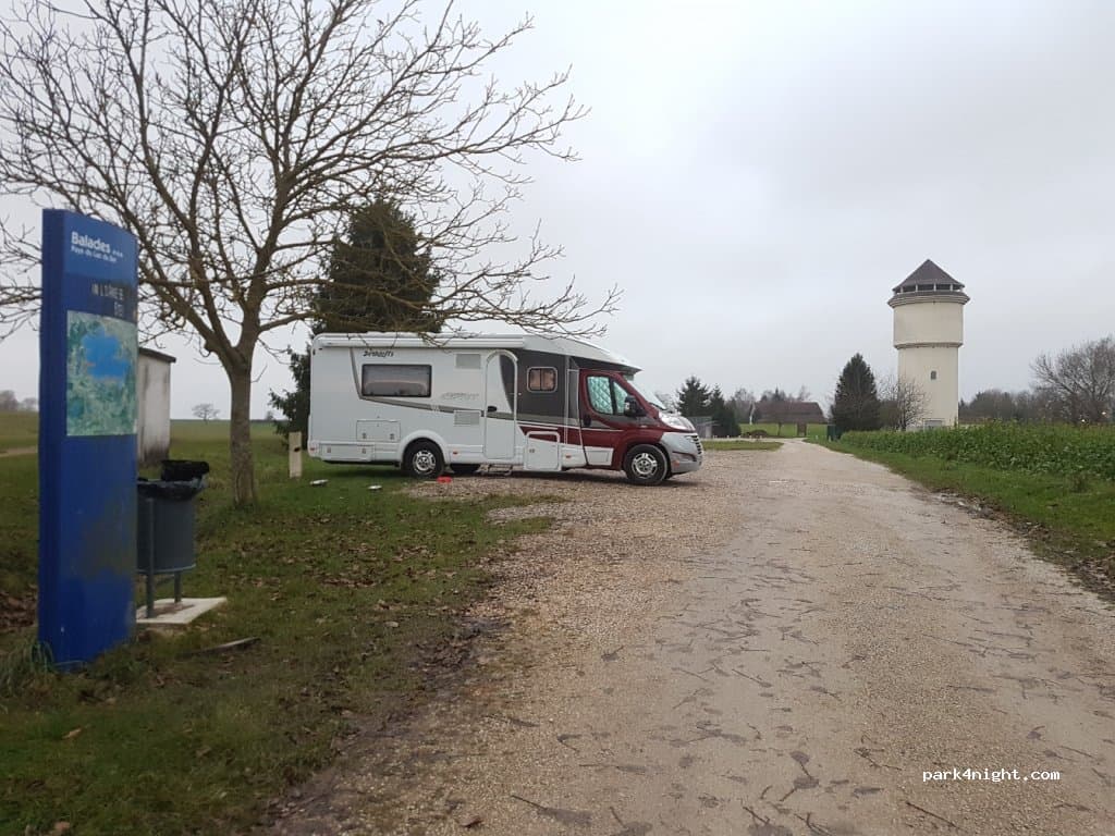 Aire de Camping-Cars de Nuisement