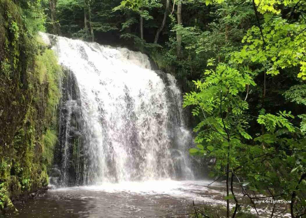 Aire de Camping-Cars des cascades
