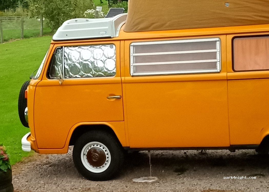 Aire de Camping Cars, Marais