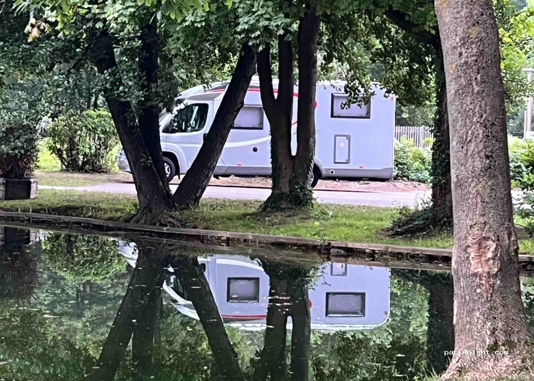 Wohnmobil- und Wohnwagenstellplatz 2651 Reichenau an der Rax