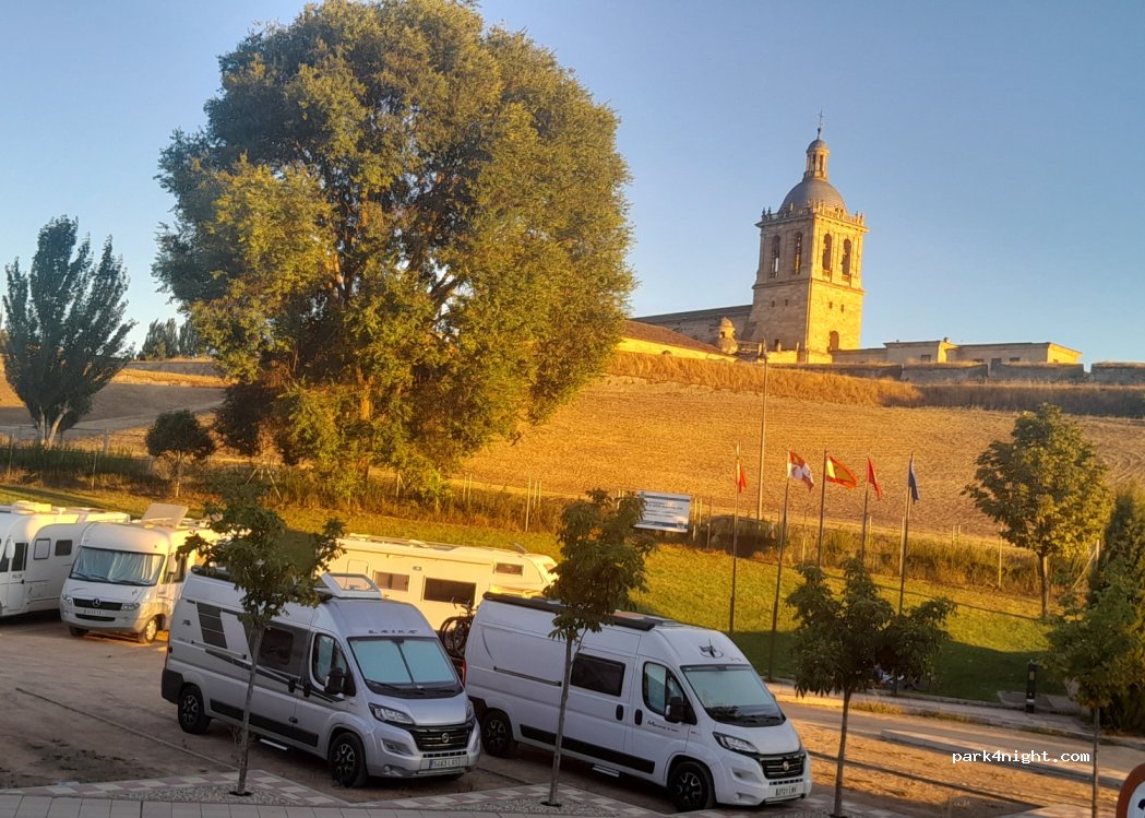 Área autocaravanas Ciudad Rodrigo