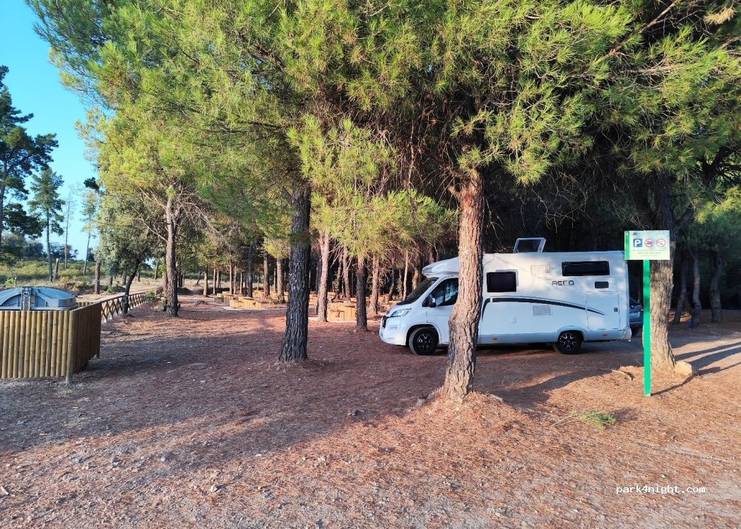 Área privada de autocaravanas