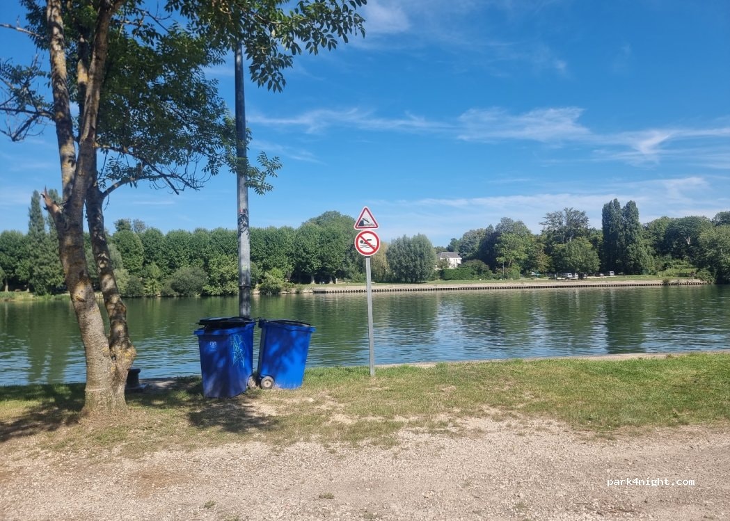 aire de services et stationnement payant camping cars