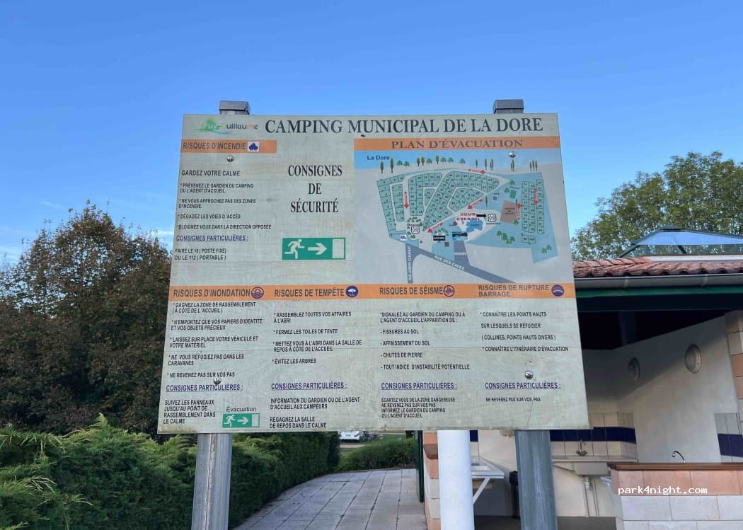 Aire Camping-Car Park de mon Village de Puy-Guillaume