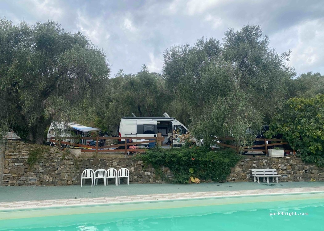 Camping The Persian