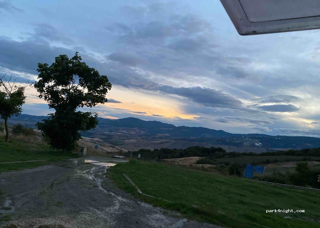 Area Sosta Camper - Comunale 53040 Radicofani SI