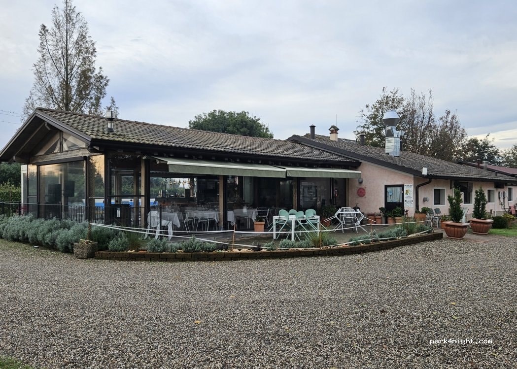 Area Sosta Camper - Carpi
