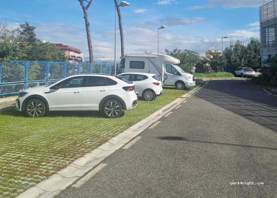Area sosta Camper Napoli