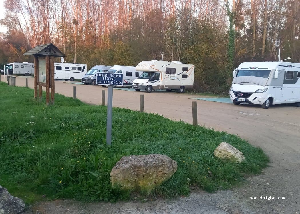 Aire de campingcar SAINT GEORGES SUR CHER