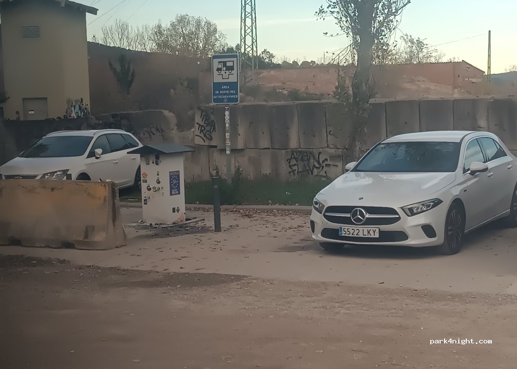 Área Autocaravanas Besalú