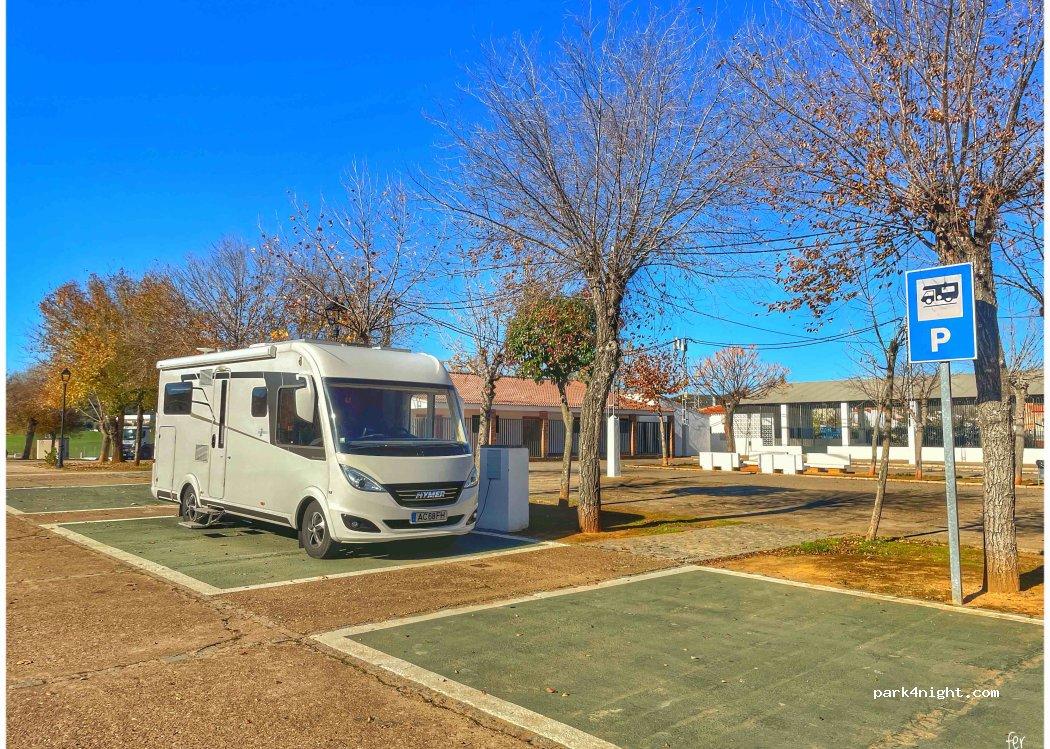 Área autocaravanas Navas de la Concepción