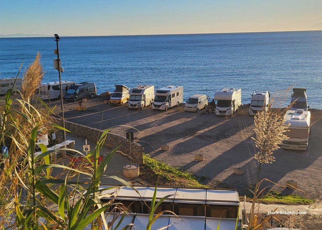 Area sosta camper caprazoppa