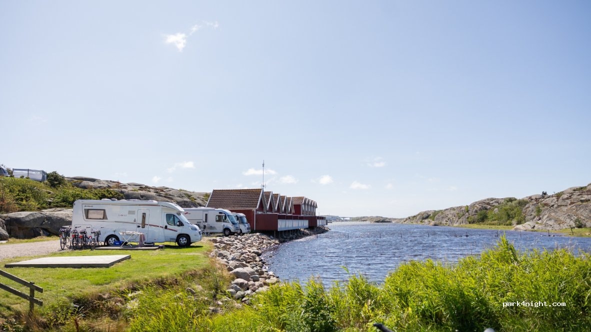 Montebello Camping & Tourist Center