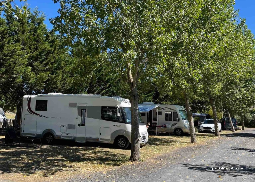 Aire des Chênes Verts