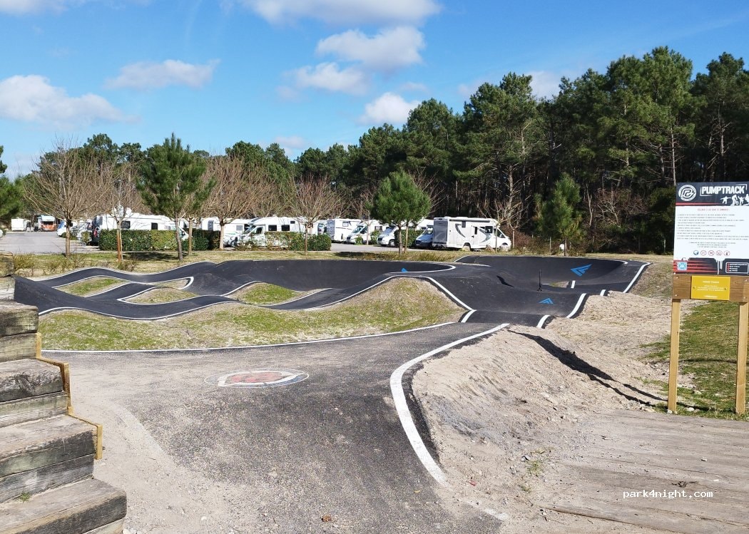 Area de autocaravanas Mimizan Plage