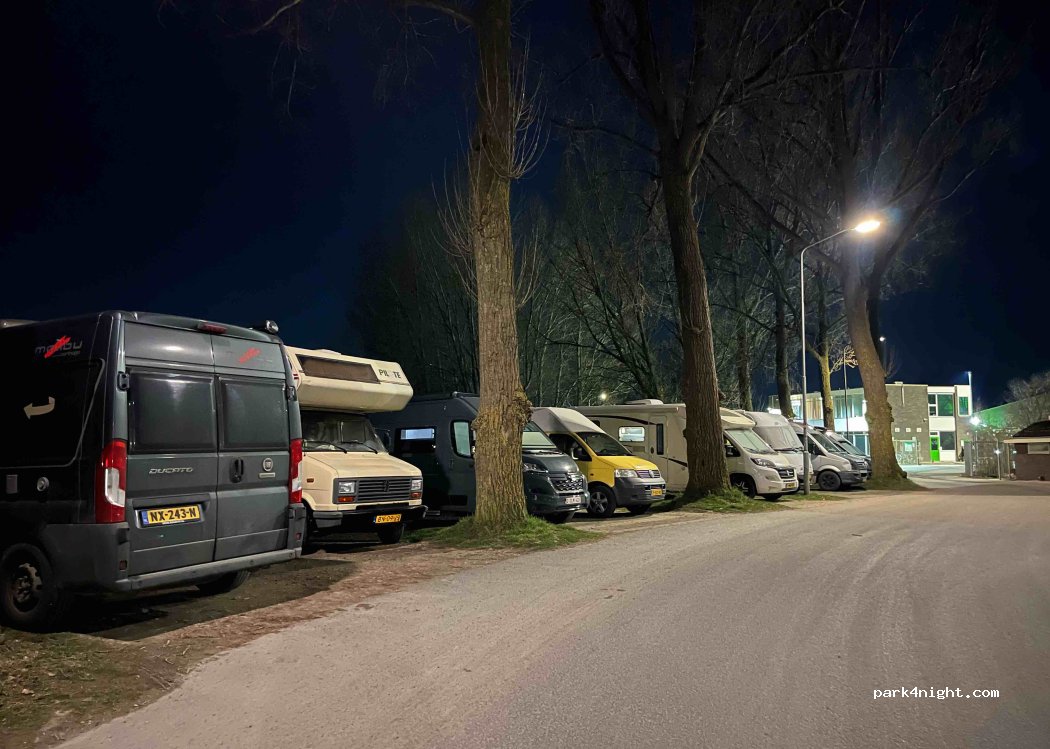 Camperplaats Rijnhaven