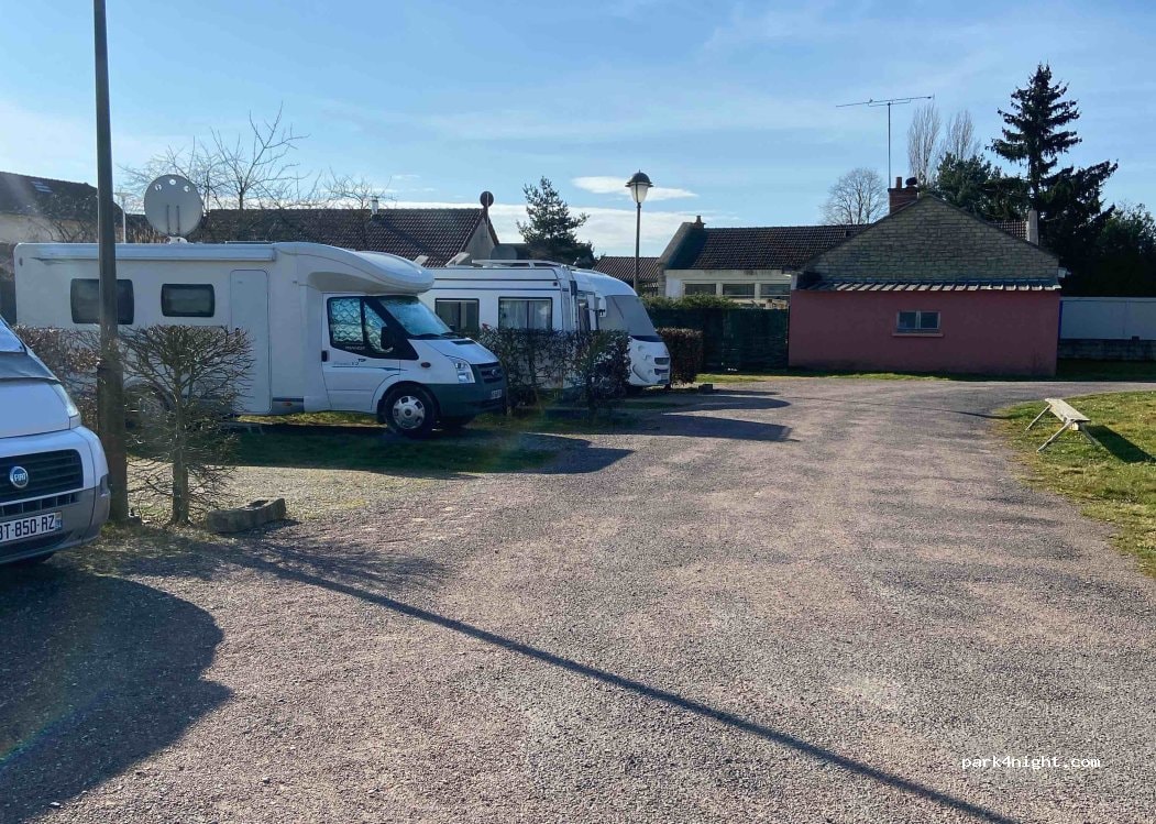 Aire camping-cars des CAILLOTES