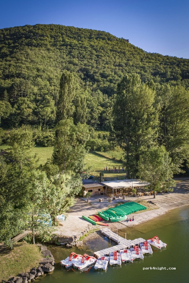 Aire de Camping Car de Sainte Eulalie de Cernon