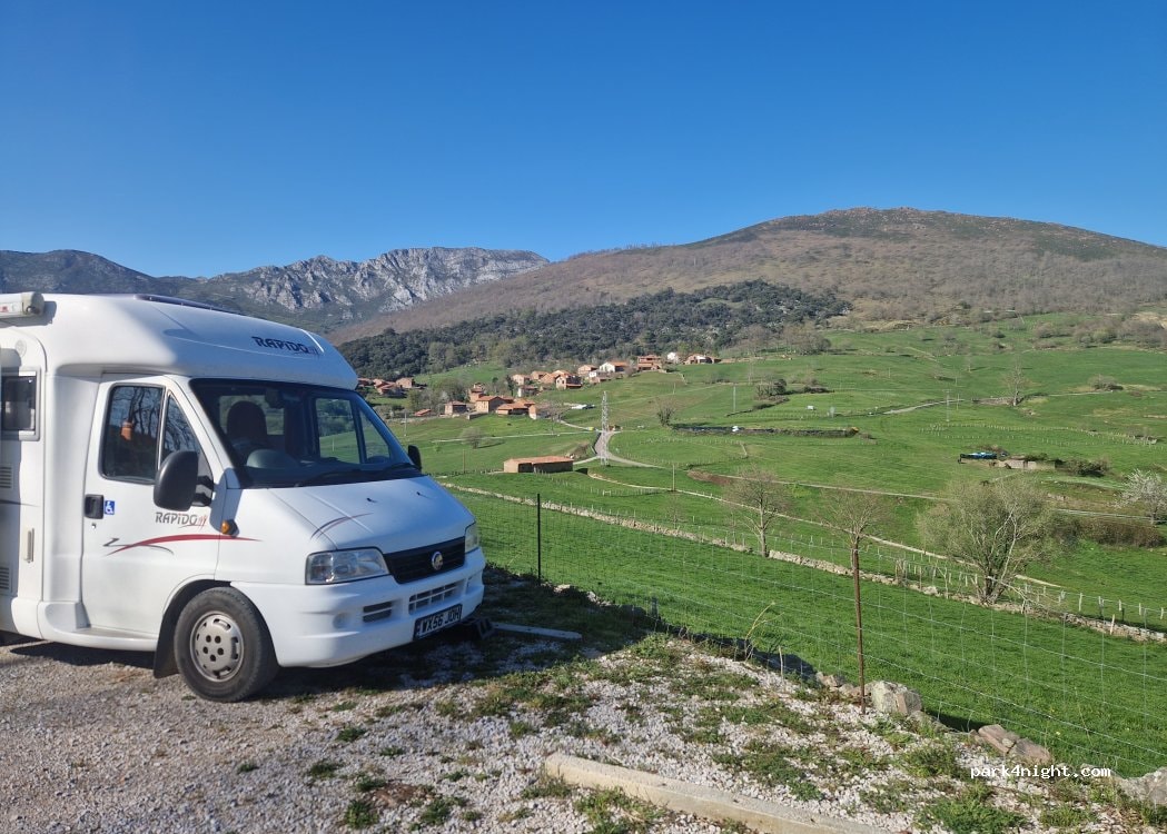 Camper Stop Area 56040 La Miniera PI