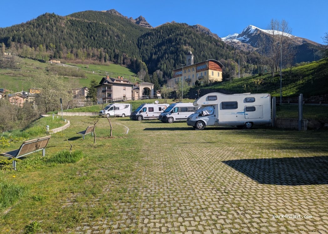 Area Sosta Camper Presolana
