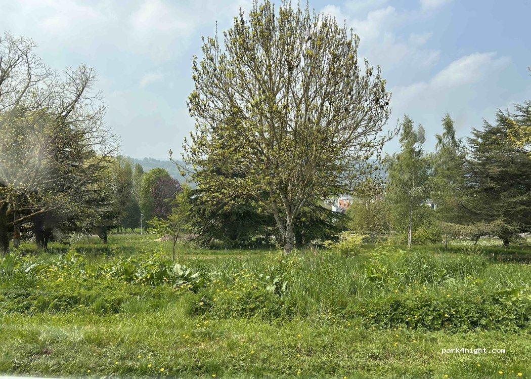 Aire Camping-car - Lisieux (Arboretum)