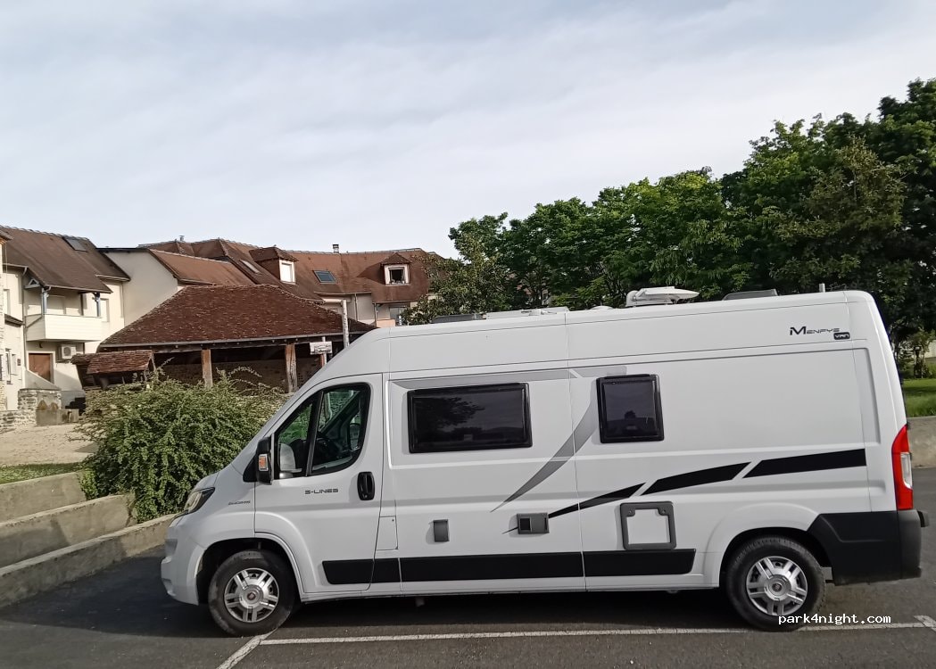 Sauvagnon Motorhome Aire
