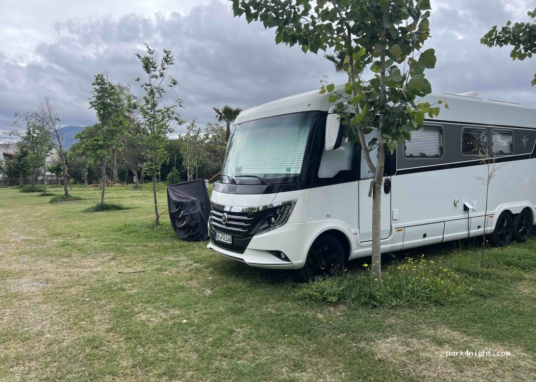 Agricampeggio Valle Lao area camper