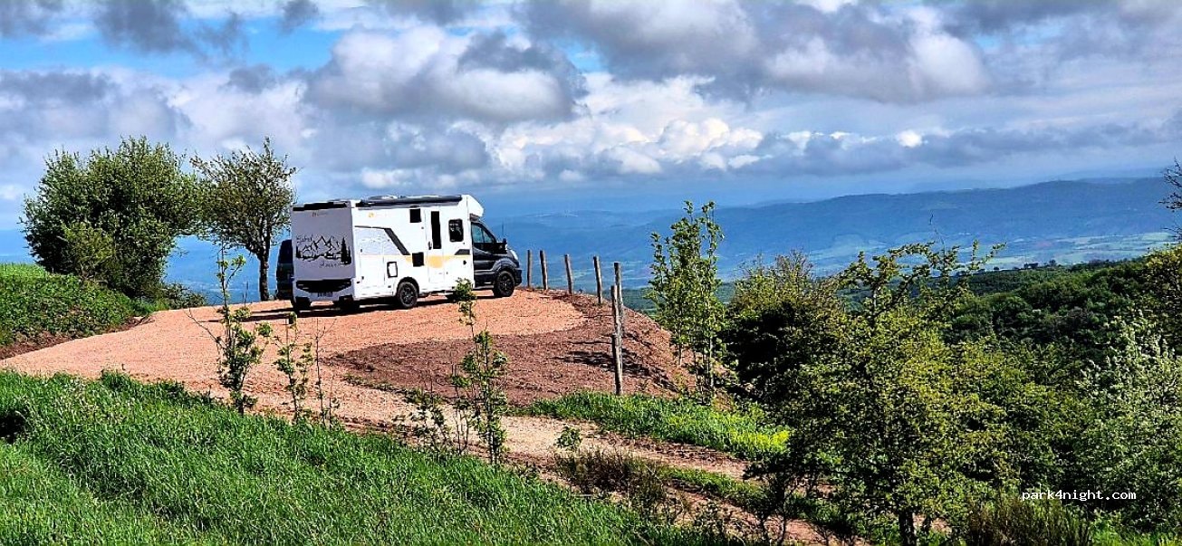 Aire communale de camping-car